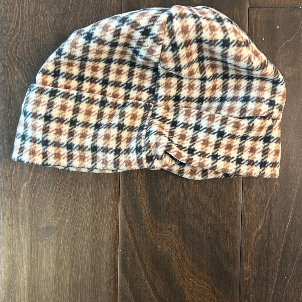 Lands' End Cozy Plaid Fleece Hat - L/XL - Picture 2 of 3